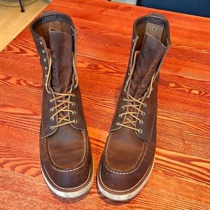 Red Wing Heritage 8” Classic Moc. Copper Rough and Tough leather. Sz 10.5 D